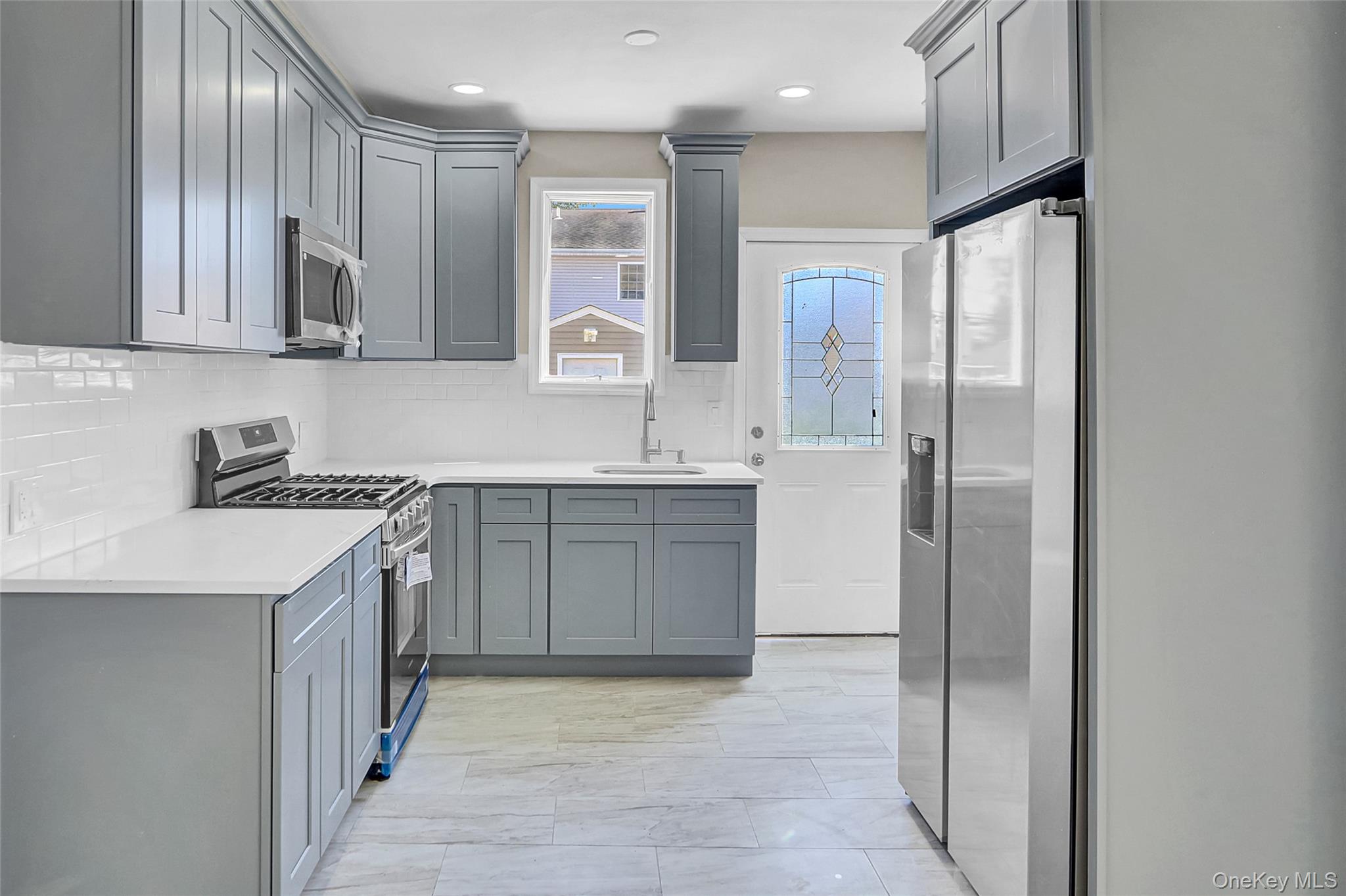 260 Cedar Court, Copiague, NY 11726