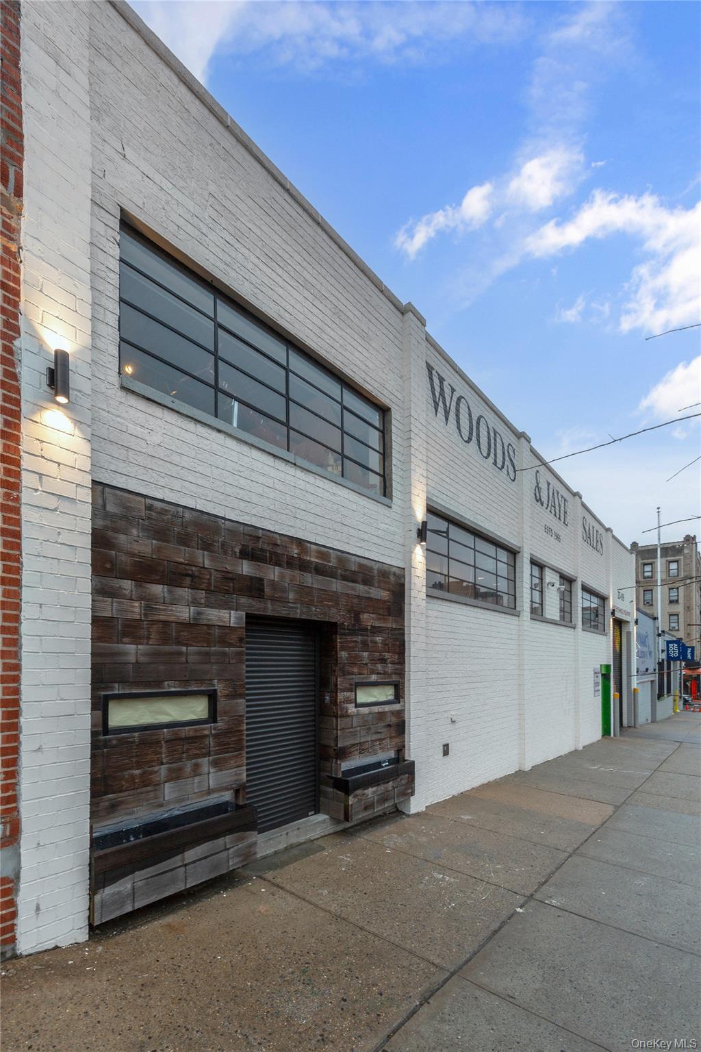 33-09 37th Avenue, Long Island City, NY 11101