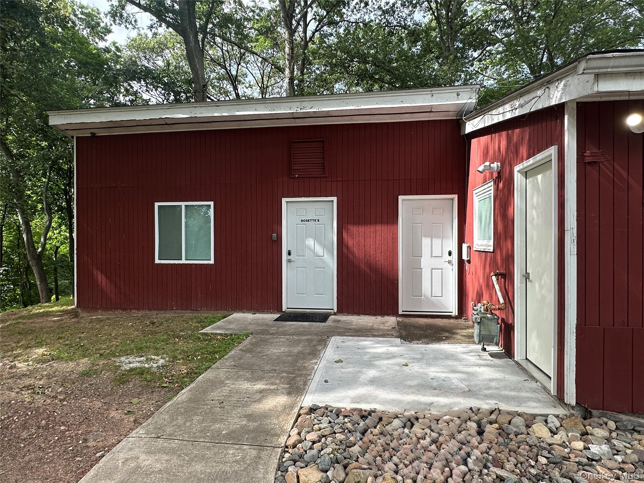 564 Route 303, Blauvelt, NY 10913