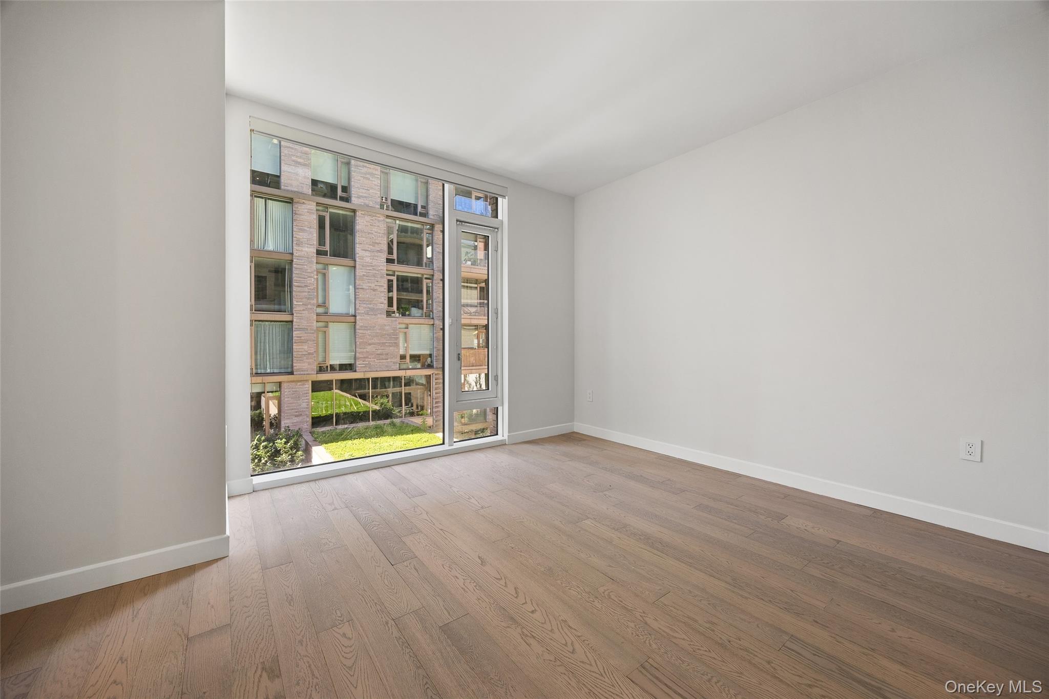 505 W 43rd Street # 3E, New York (Manhattan), NY 10036