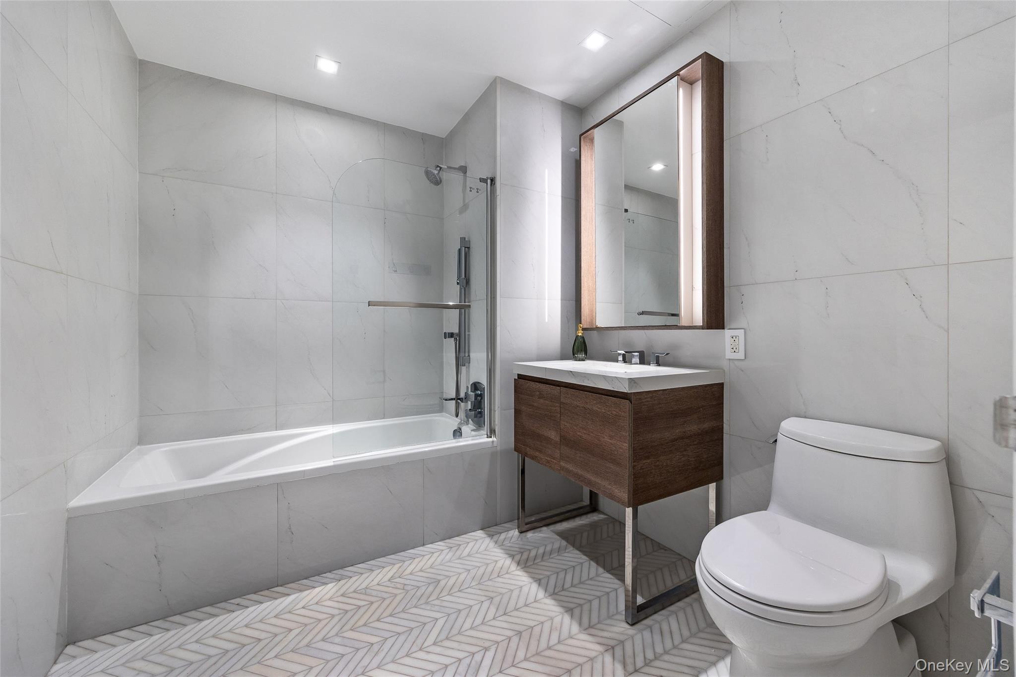 505 W 43rd Street # 3E, New York (Manhattan), NY 10036