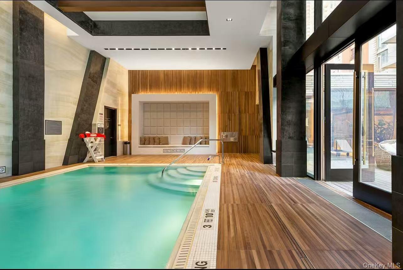 505 W 43rd Street # 3E, New York (Manhattan), NY 10036