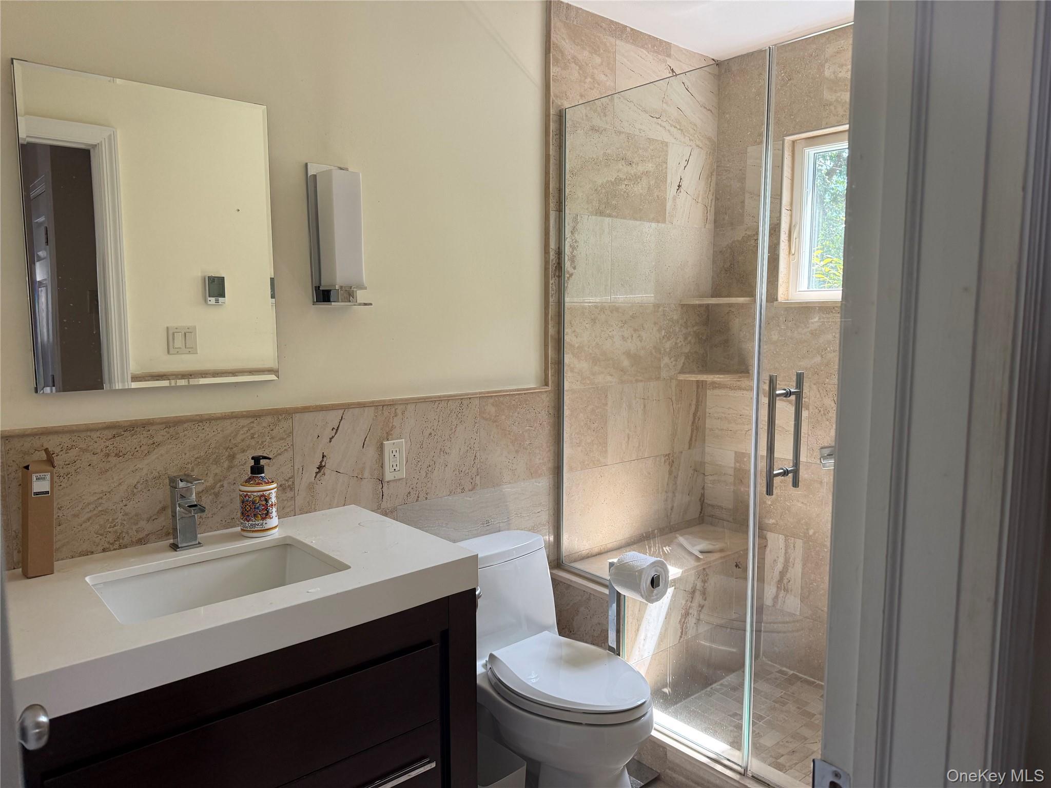 109 Cherry Drive W, Plainview, NY 11803