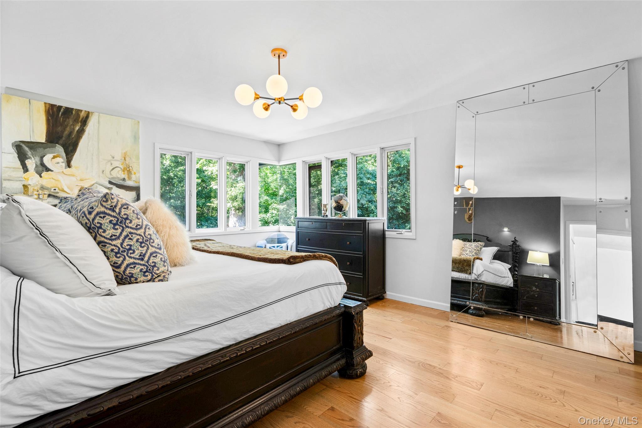 14 Leatherstocking Lane, Mamaroneck, NY 10543