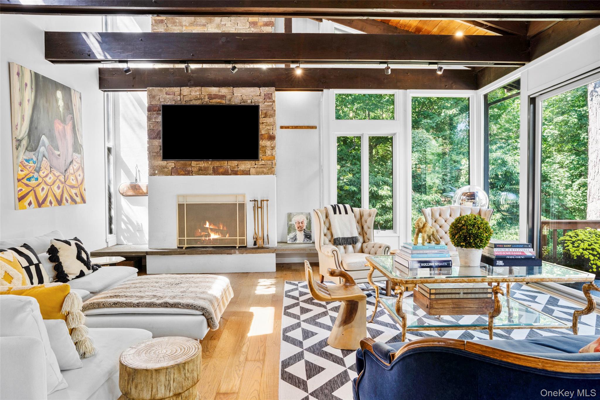 14 Leatherstocking Lane, Mamaroneck, NY 10543