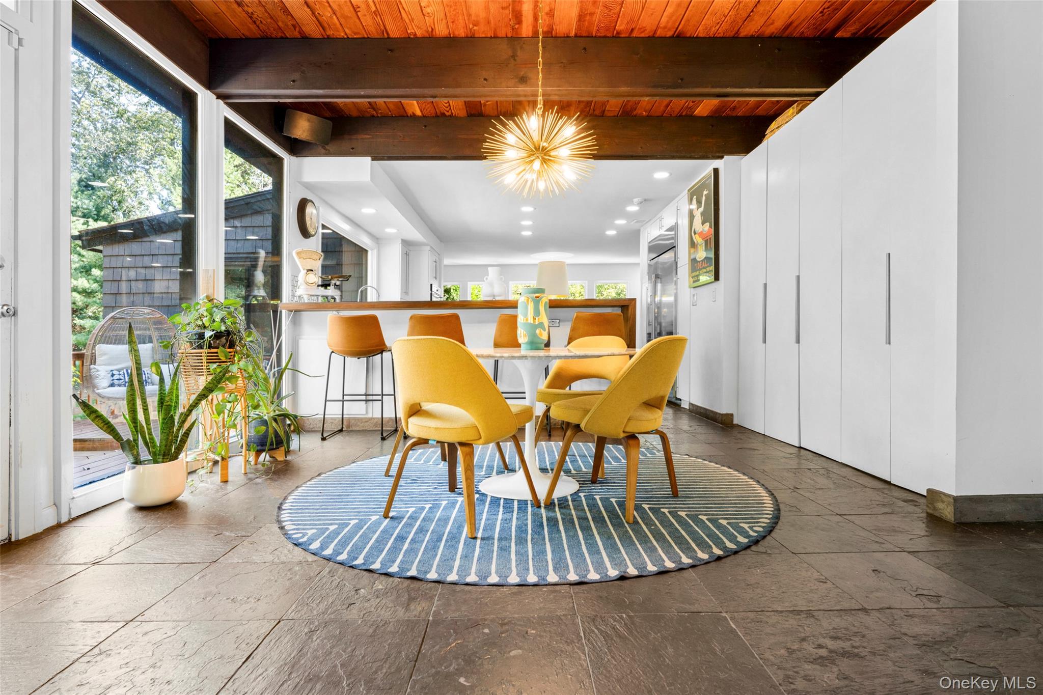 14 Leatherstocking Lane, Mamaroneck, NY 10543