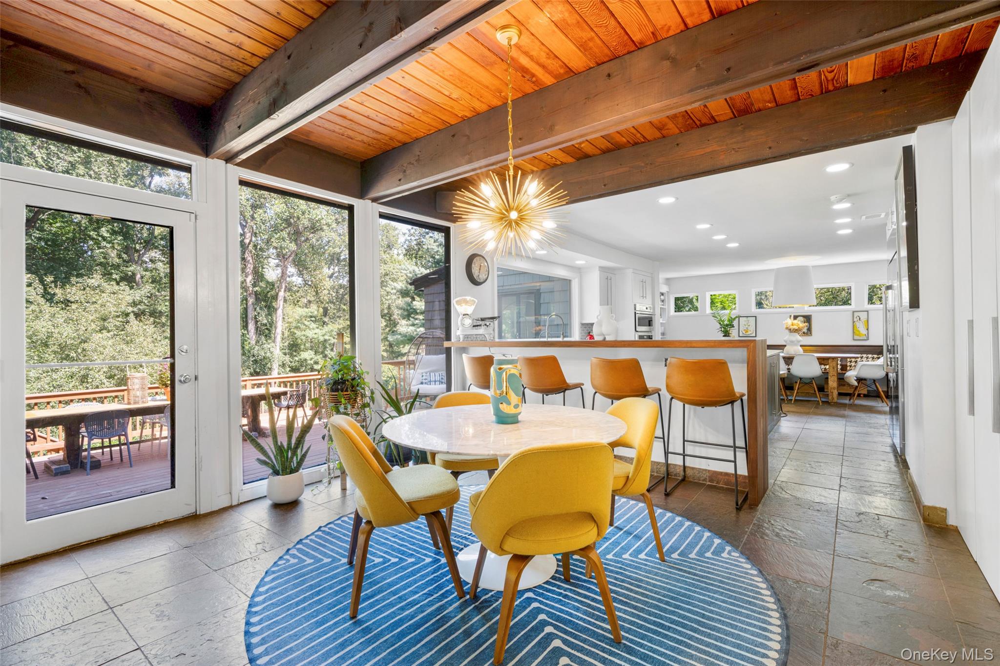 14 Leatherstocking Lane, Mamaroneck, NY 10543