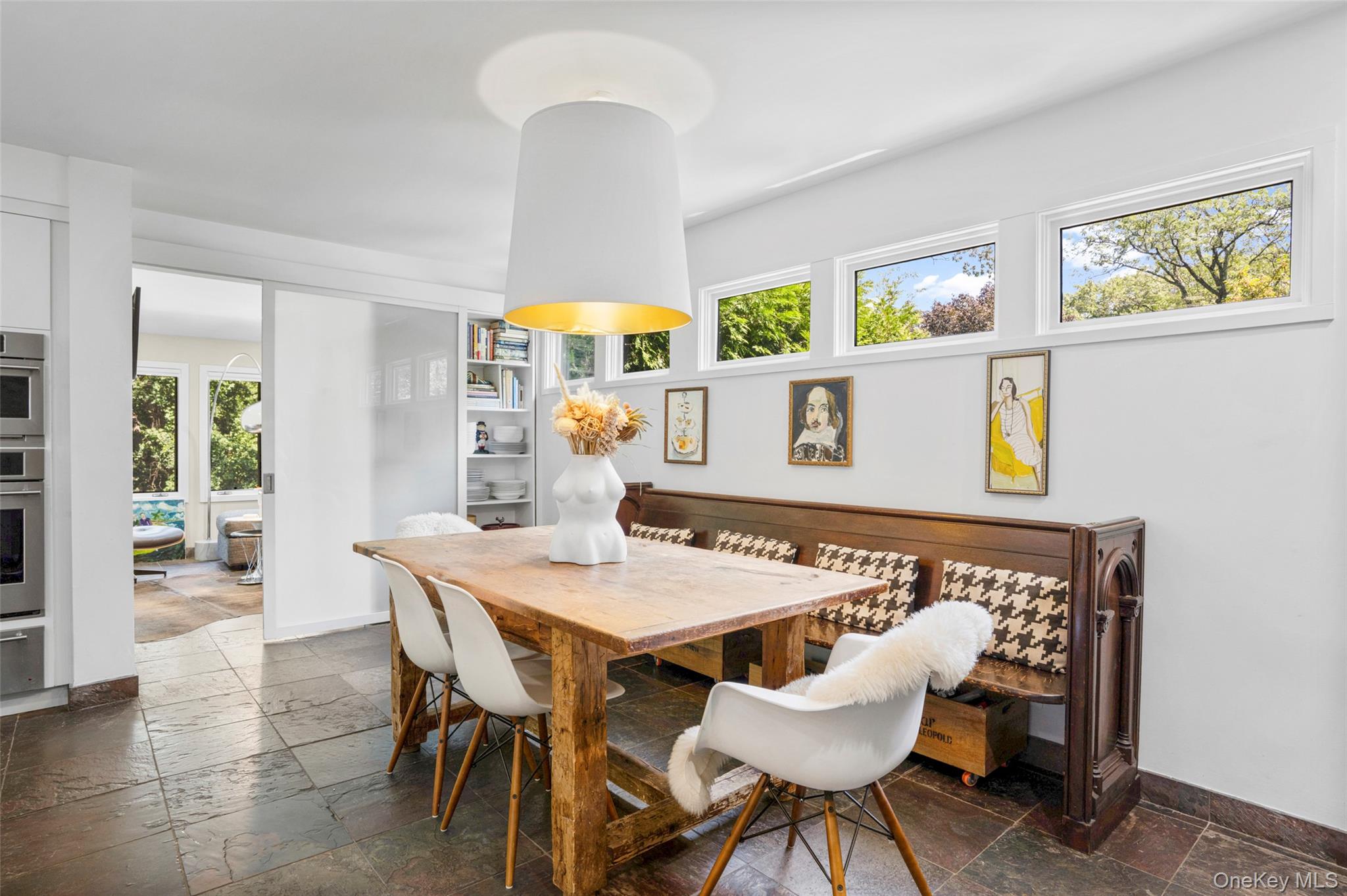 14 Leatherstocking Lane, Mamaroneck, NY 10543