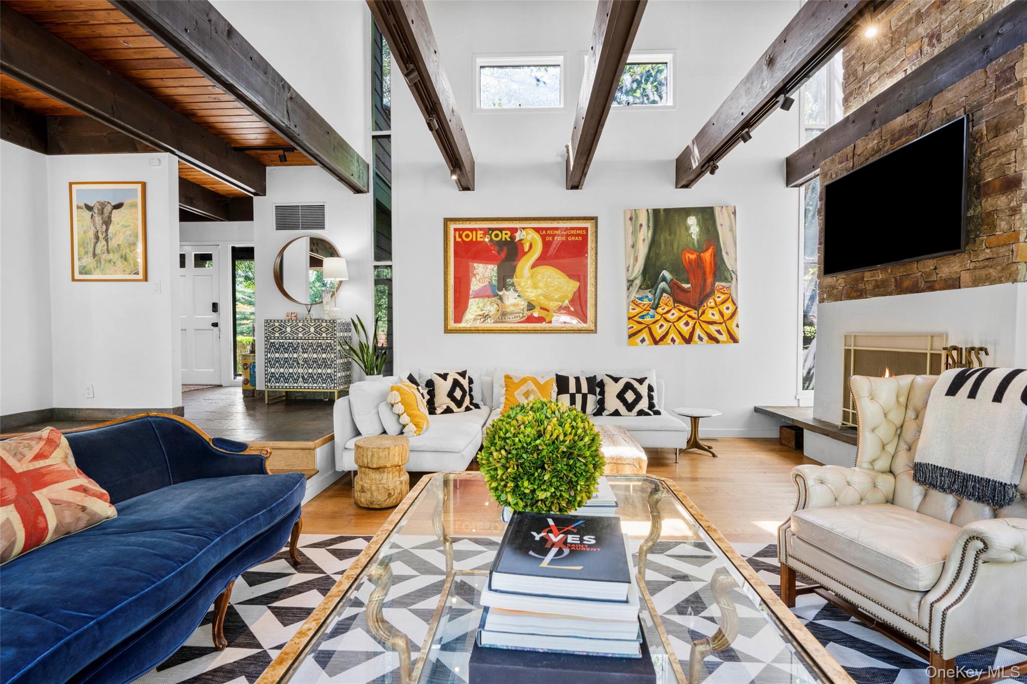 14 Leatherstocking Lane, Mamaroneck, NY 10543