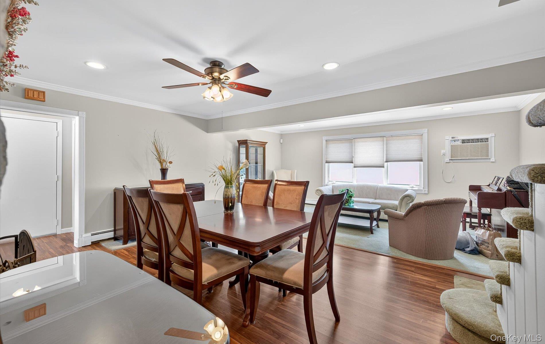 22 Twin Lane N, Wantagh, NY 11793