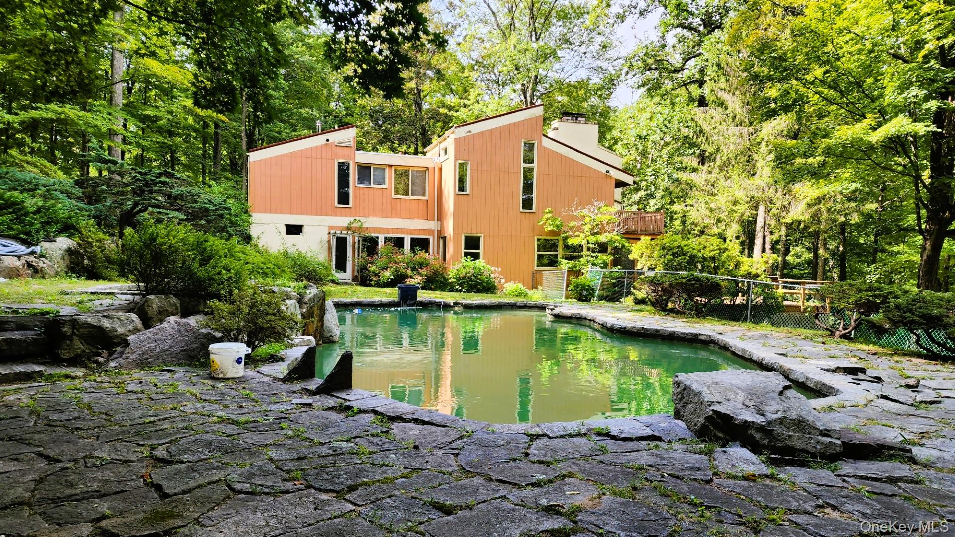 402 Hortontown Road, Hopewell Junction, NY 12533