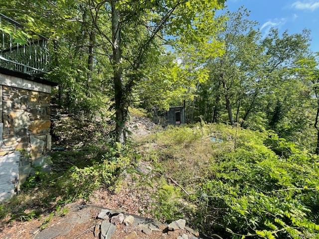 75 Deer Trail N, Greenwood Lake, NY 10925