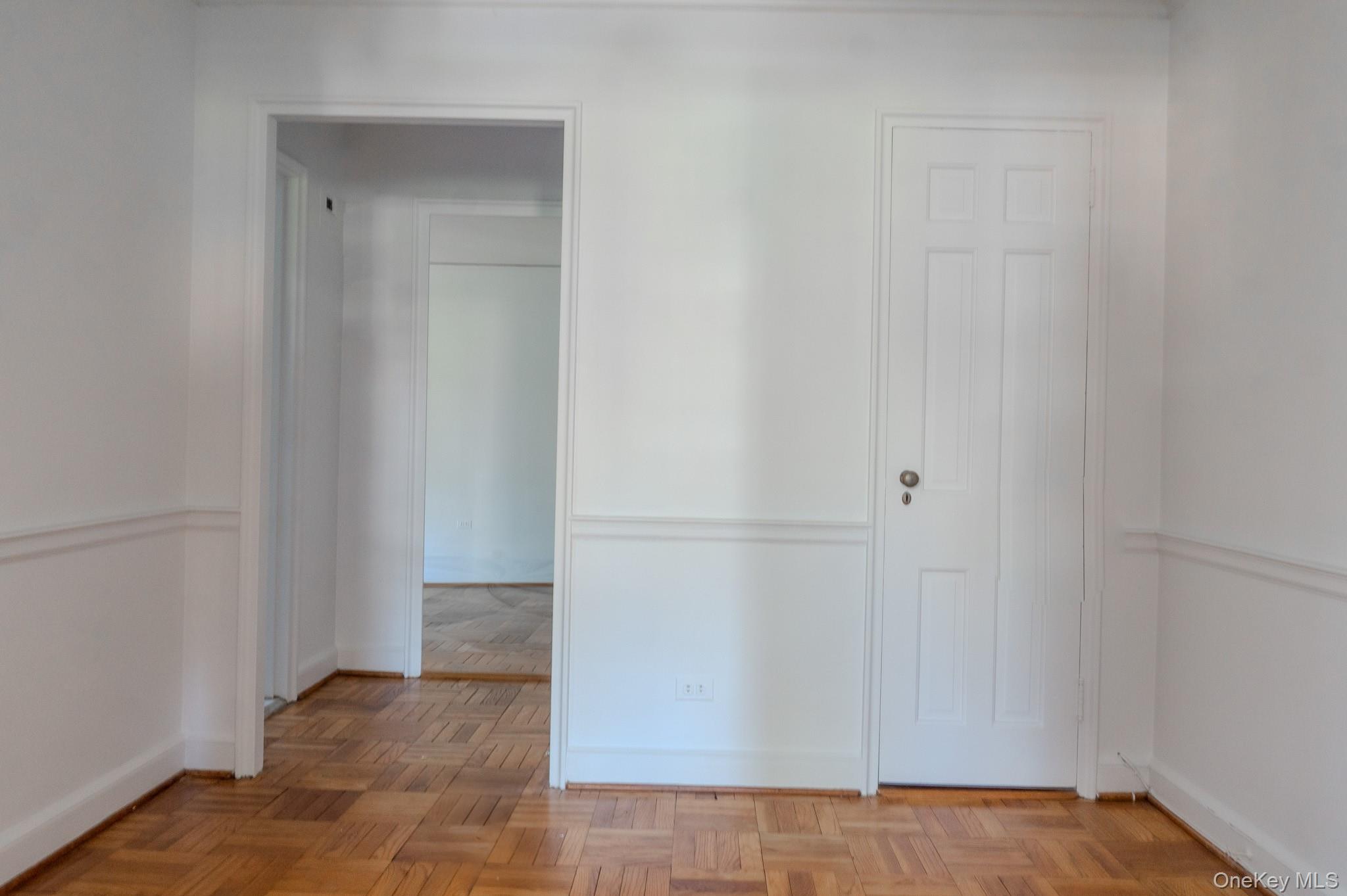 7 chateaux Circle # 7E, Scarsdale, NY 10583