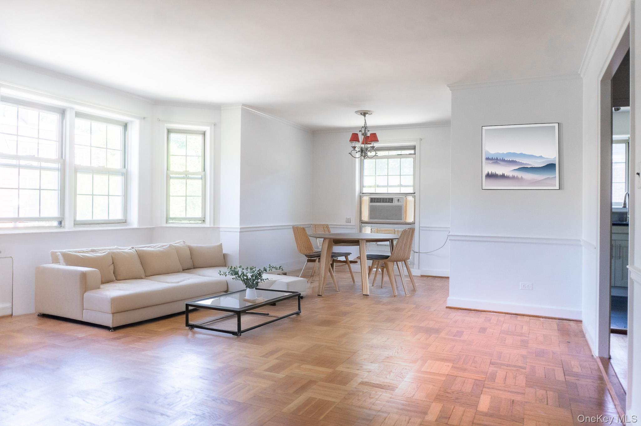 7 chateaux Circle # 7E, Scarsdale, NY 10583