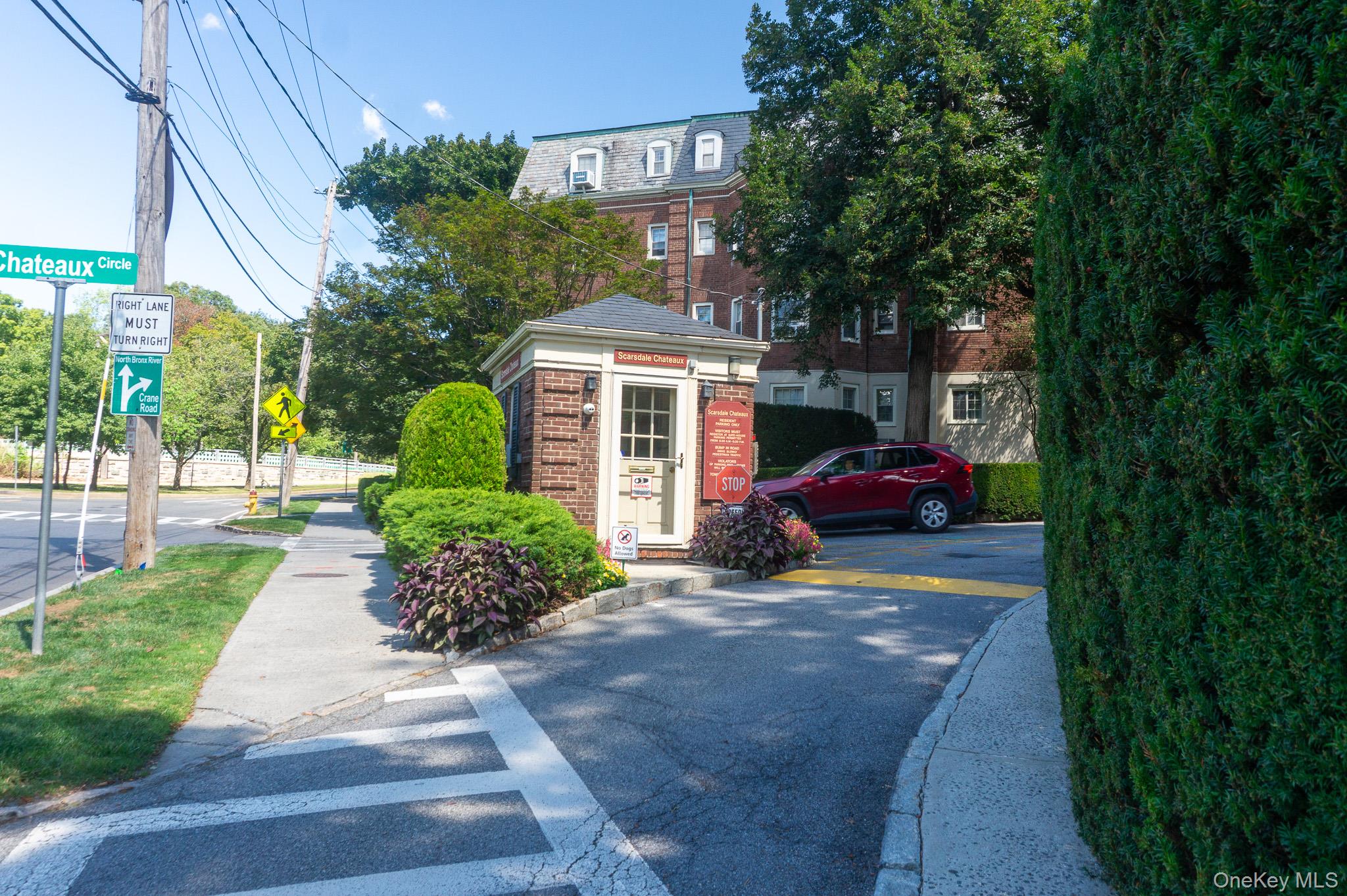 7 chateaux Circle # 7E, Scarsdale, NY 10583