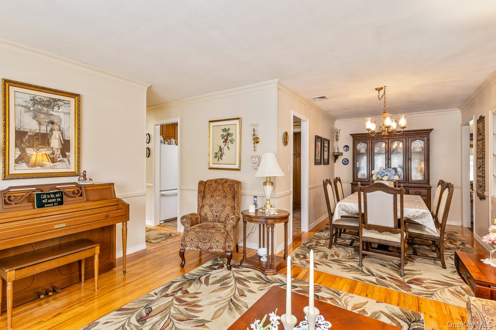 295 5th Street, Saint James, NY 11780