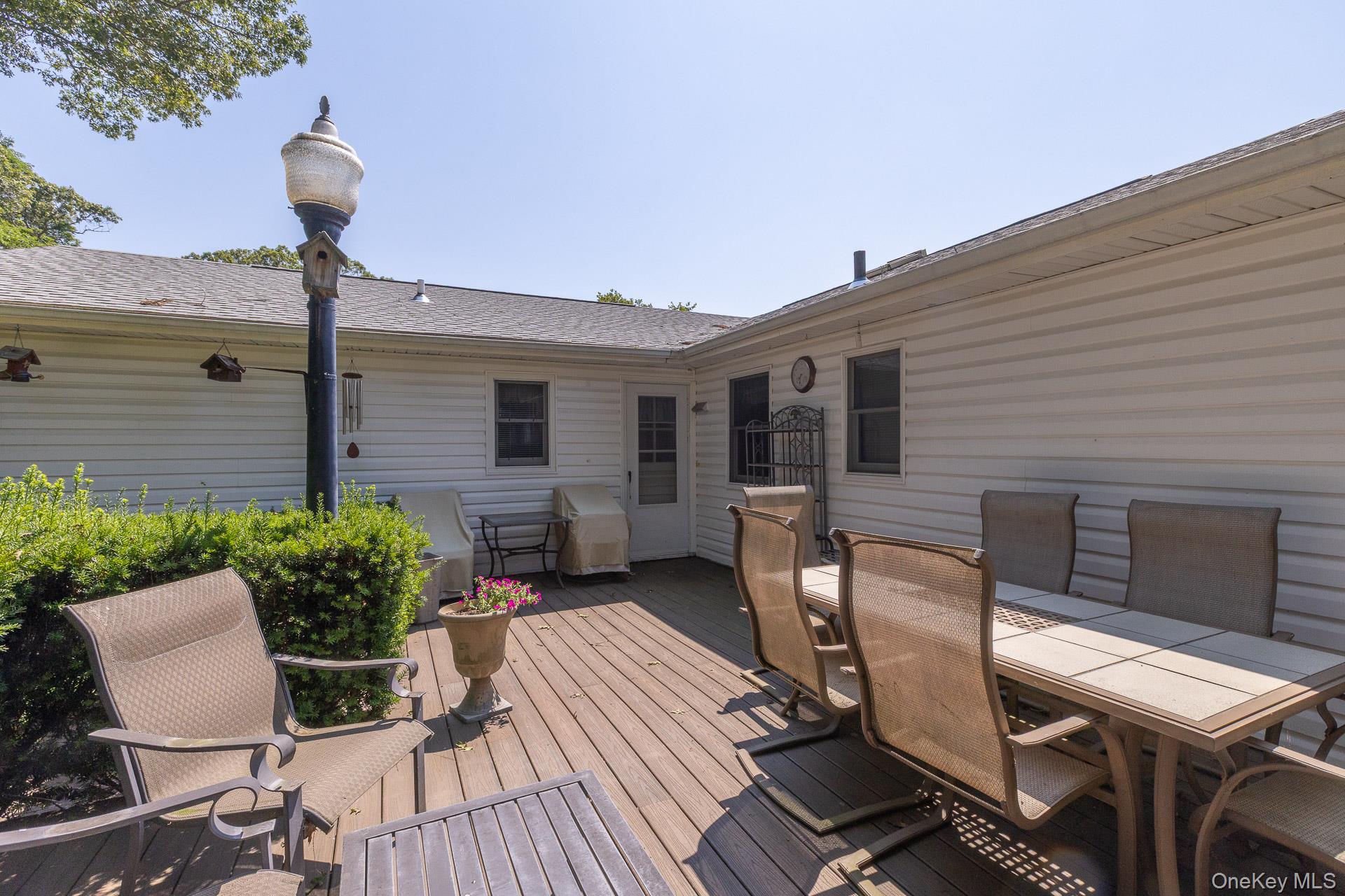 295 5th Street, Saint James, NY 11780