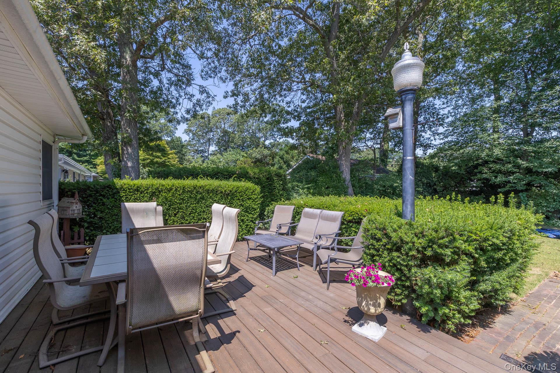 295 5th Street, Saint James, NY 11780