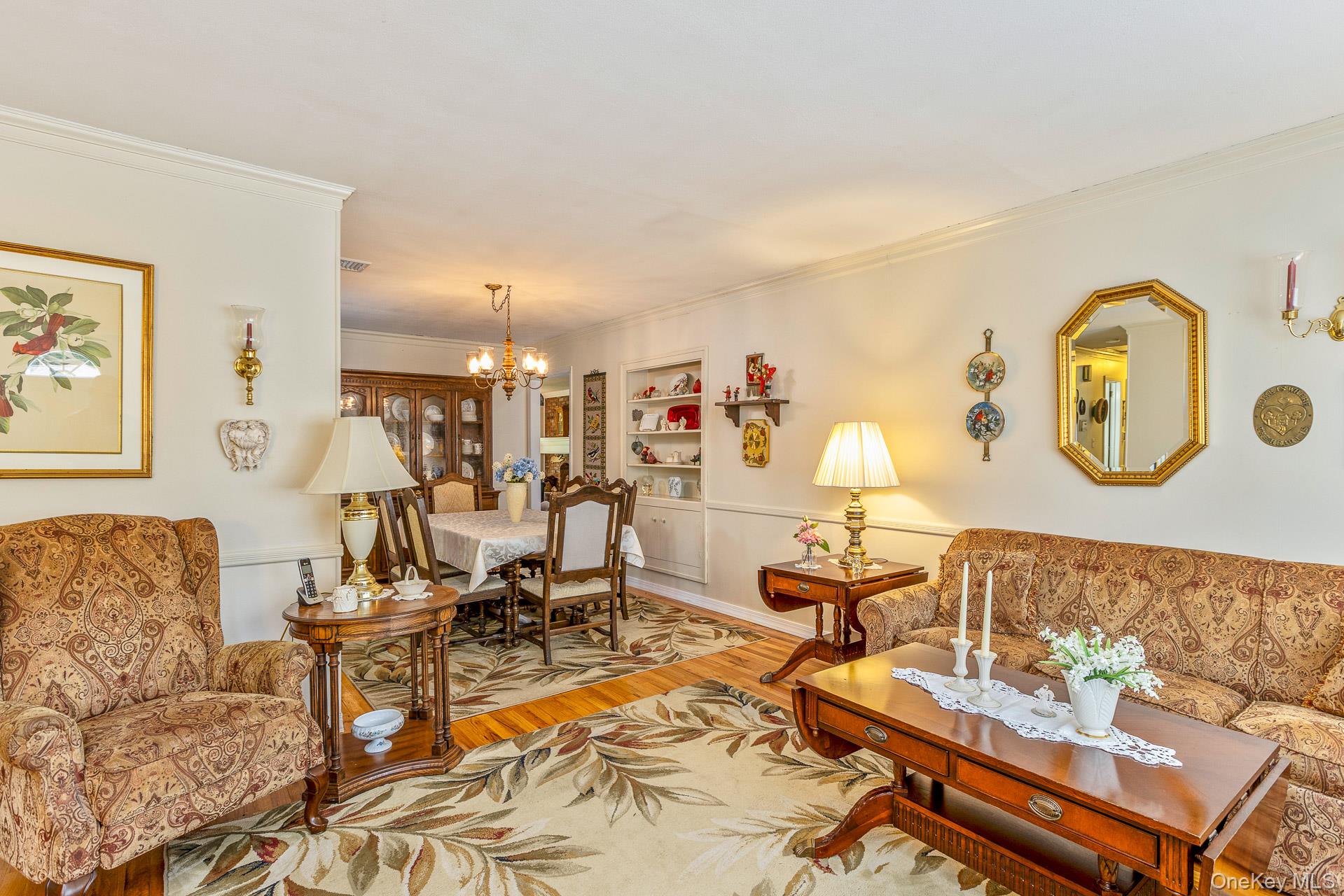 295 5th Street, Saint James, NY 11780