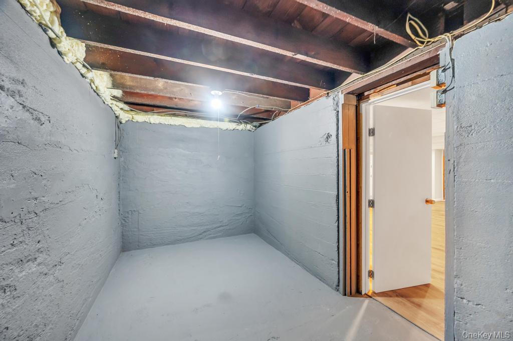 103 Calla Avenue, Floral Park, NY 11001