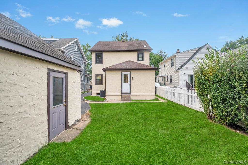 103 Calla Avenue, Floral Park, NY 11001