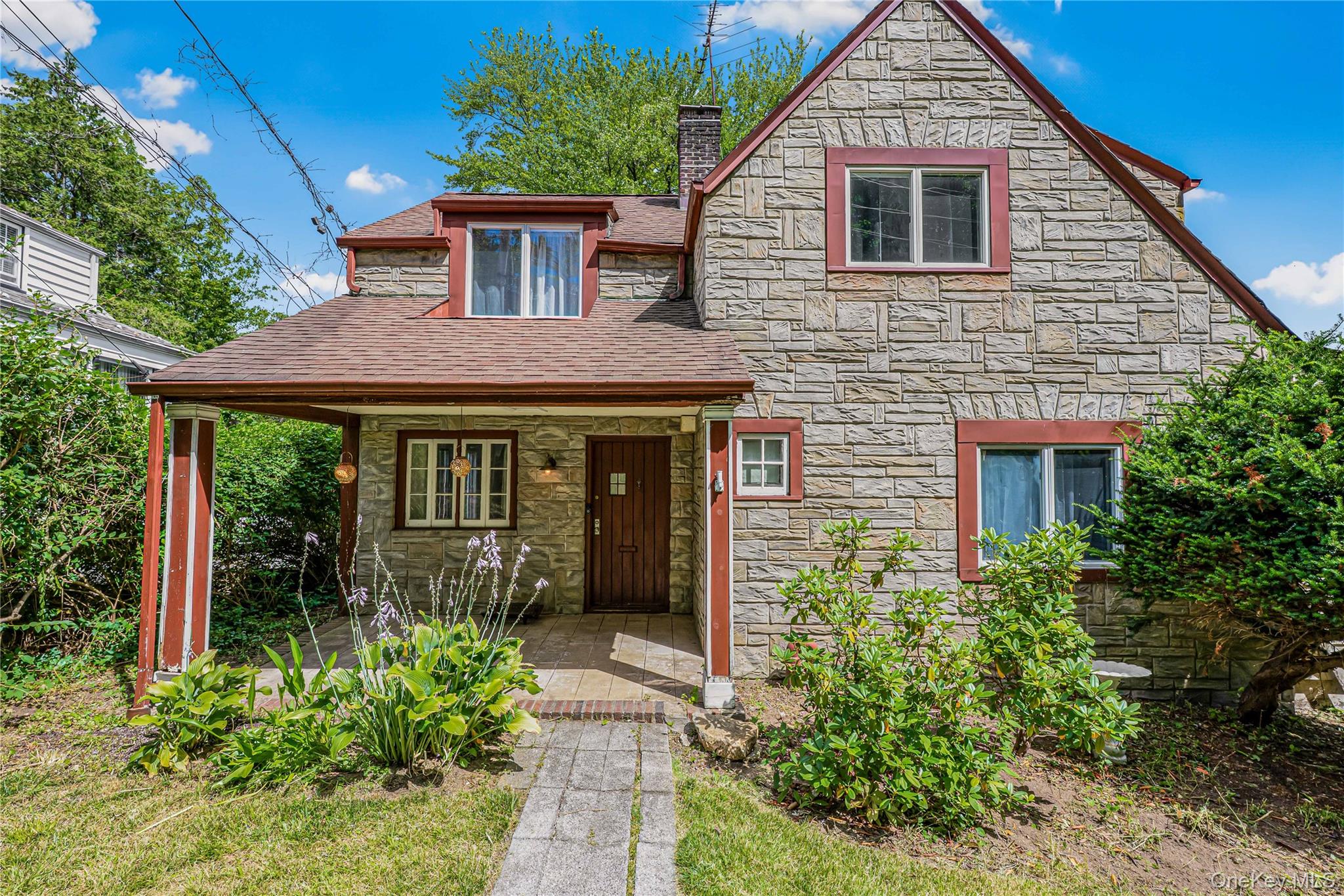 39 Hillcrest, Hartsdale, NY 10530