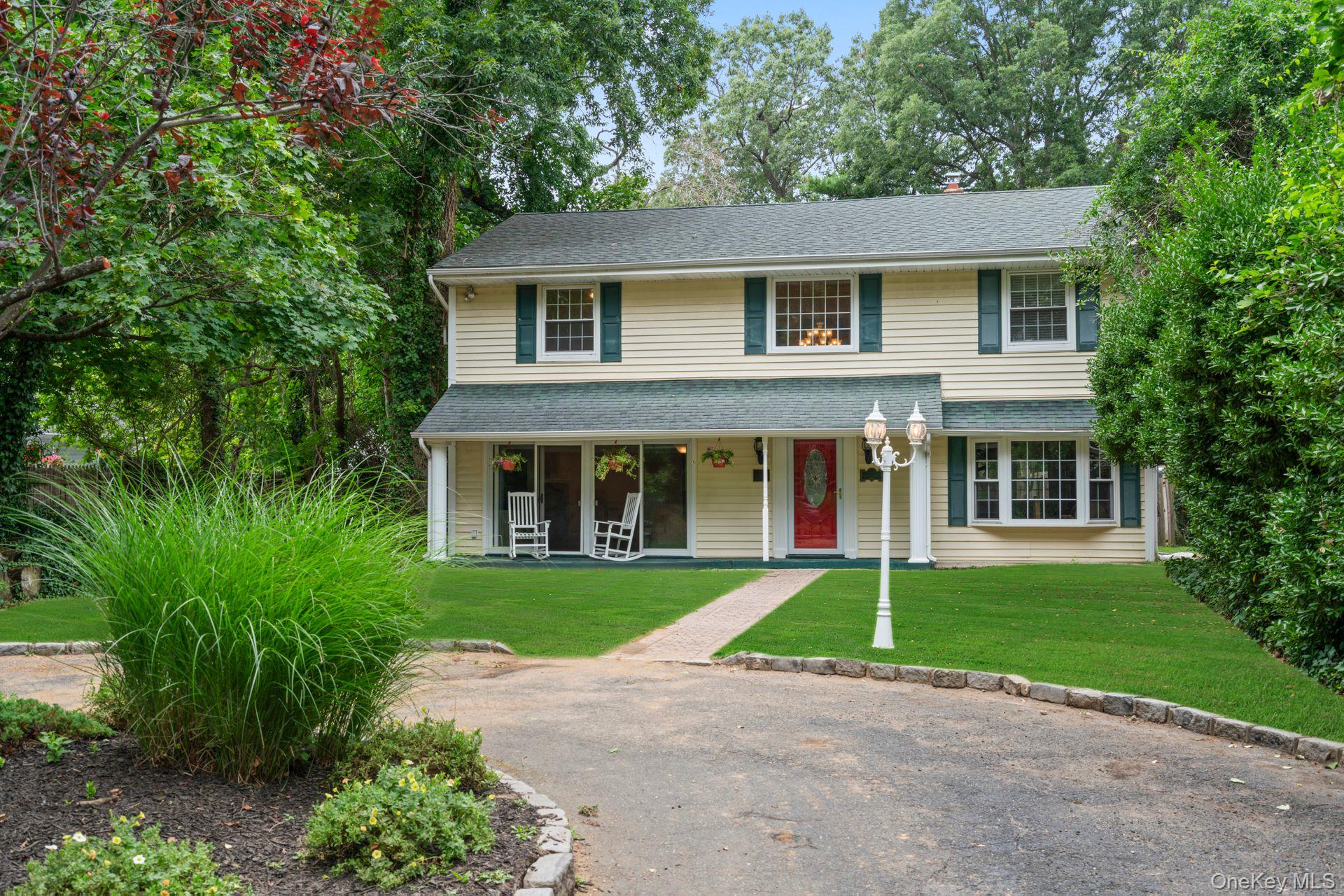 74 Tuscarora Drive, Centerport, NY 11721