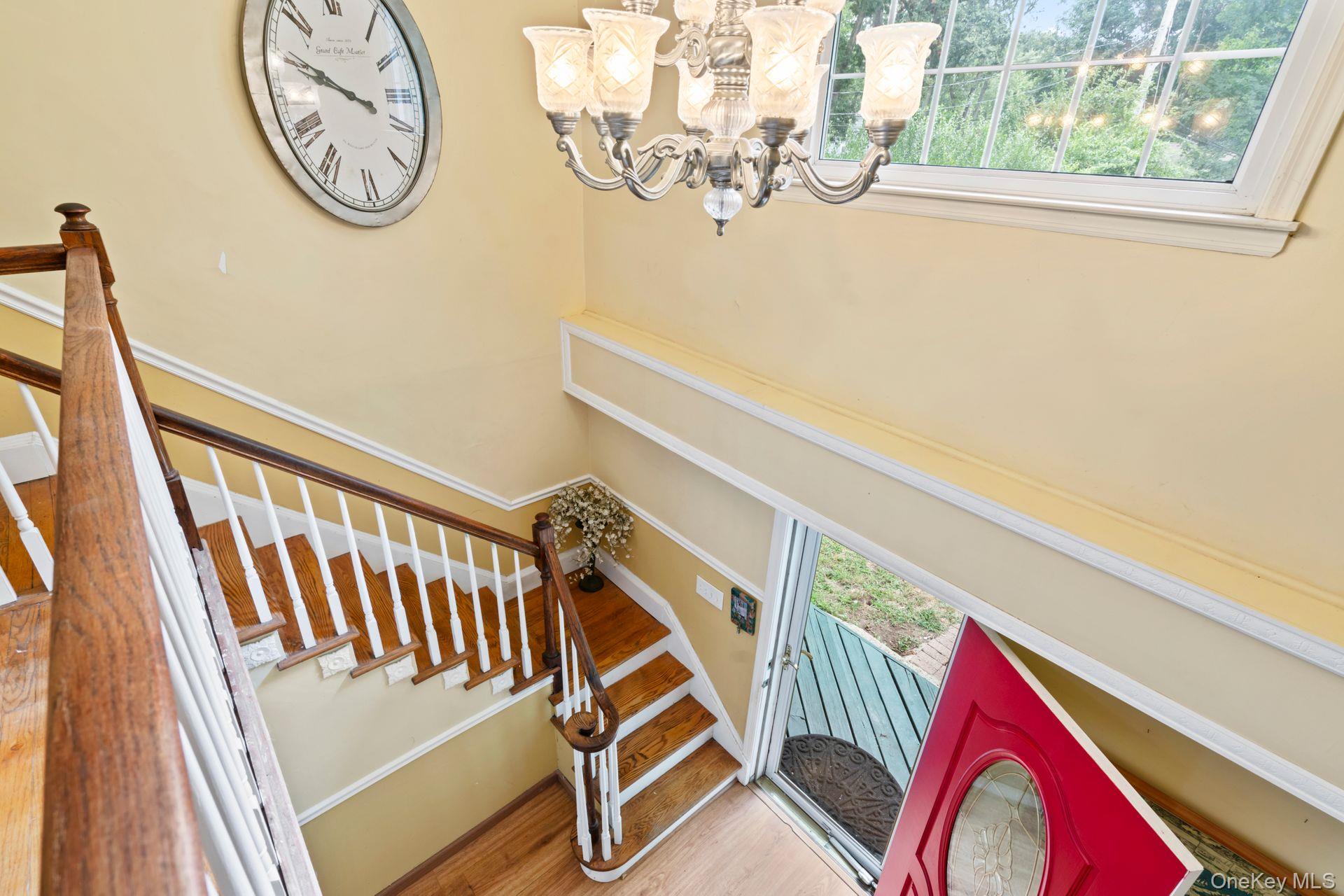 74 Tuscarora Drive, Centerport, NY 11721