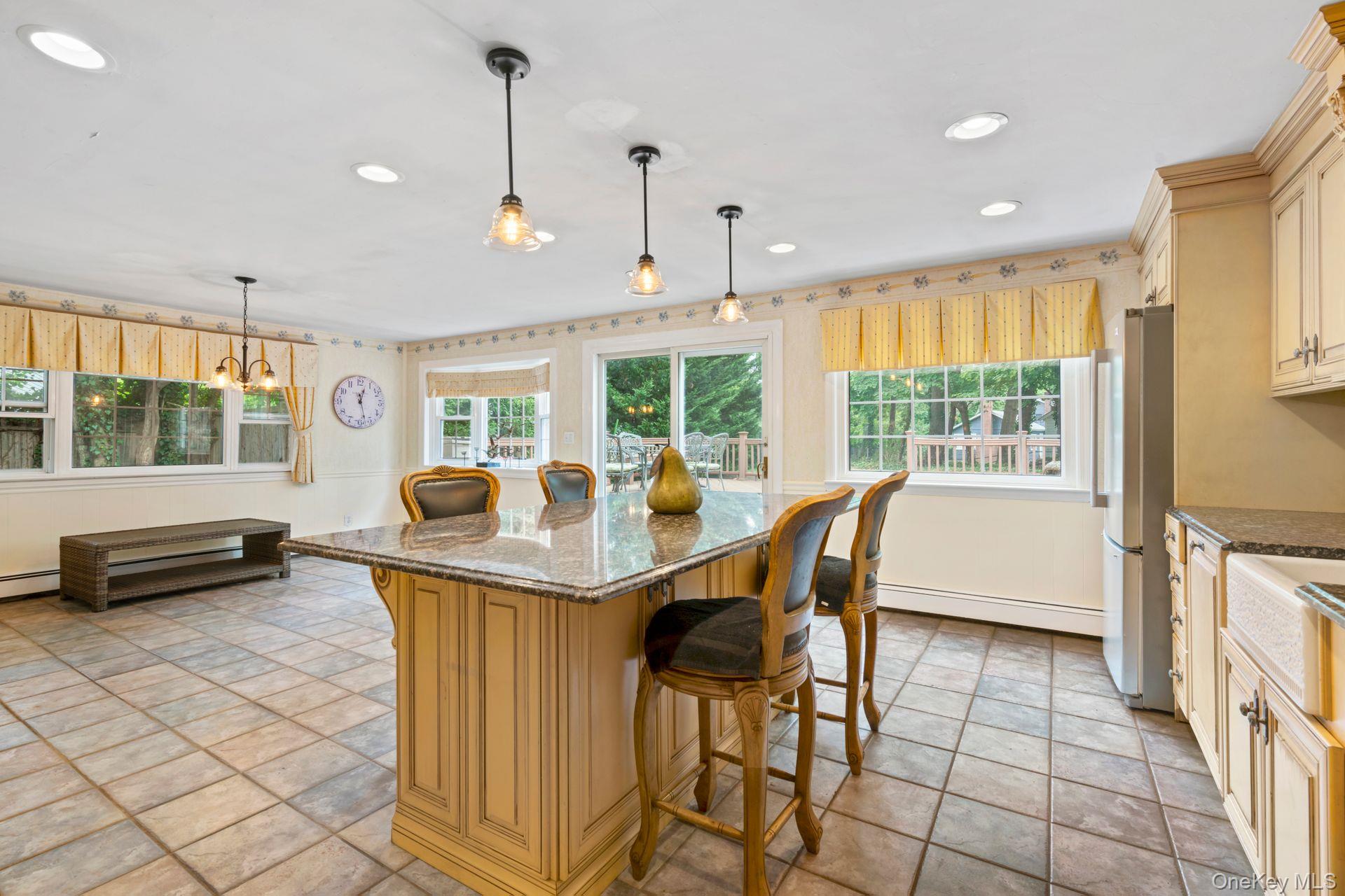 74 Tuscarora Drive, Centerport, NY 11721