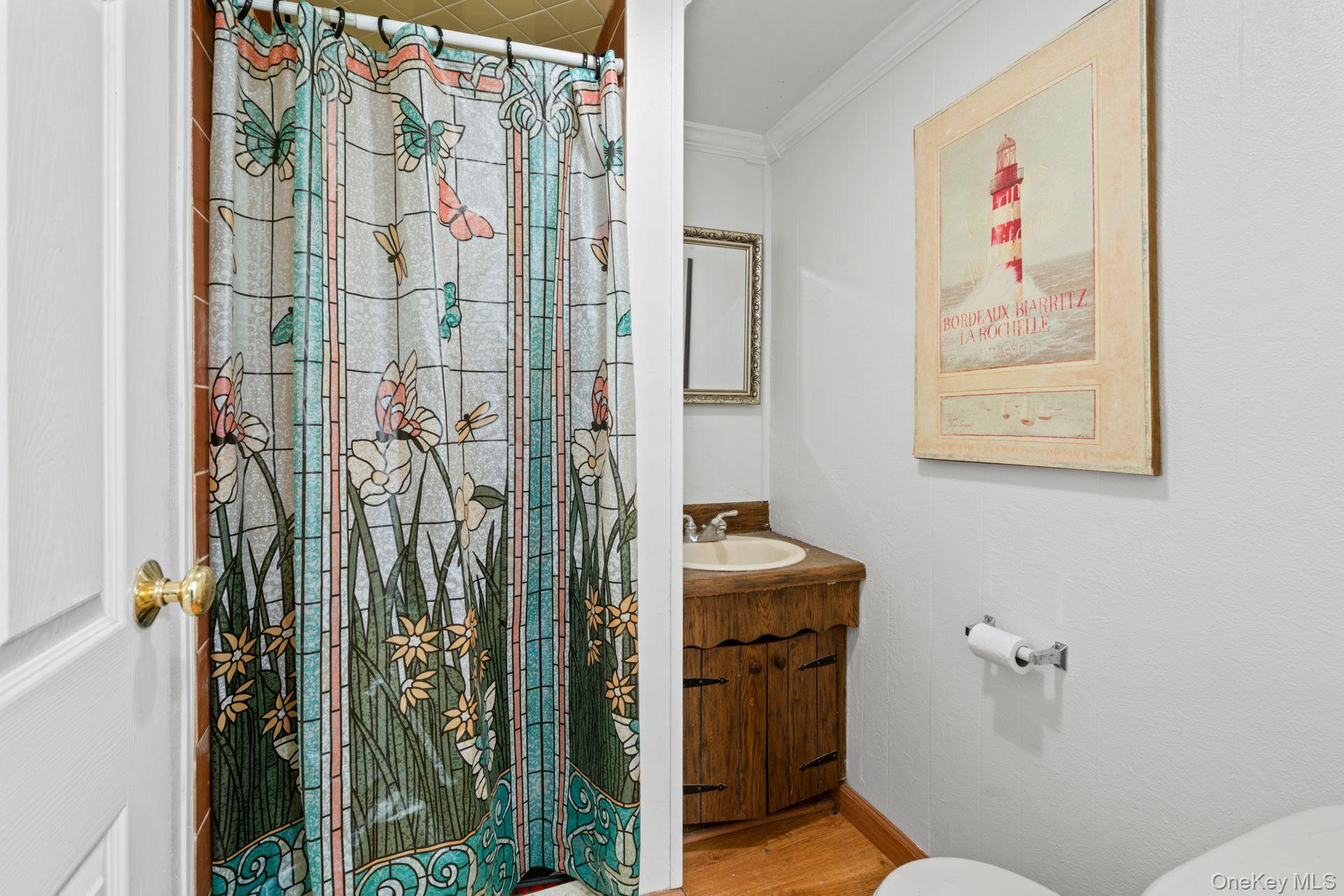 74 Tuscarora Drive, Centerport, NY 11721