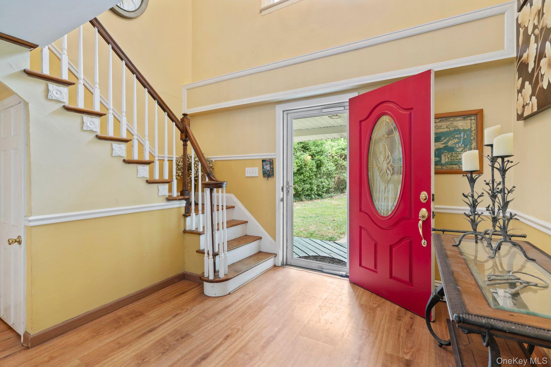 74 Tuscarora Drive, Centerport, NY 11721