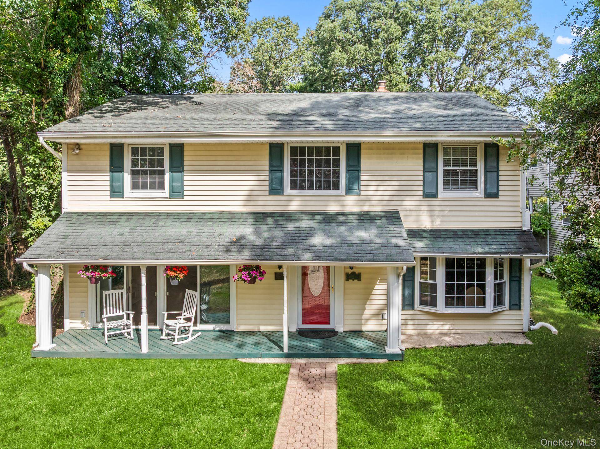 74 Tuscarora Drive, Centerport, NY 11721