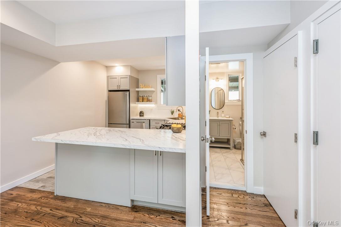 2 Main Street # 2E, Hastings-on-Hudson, NY 10706