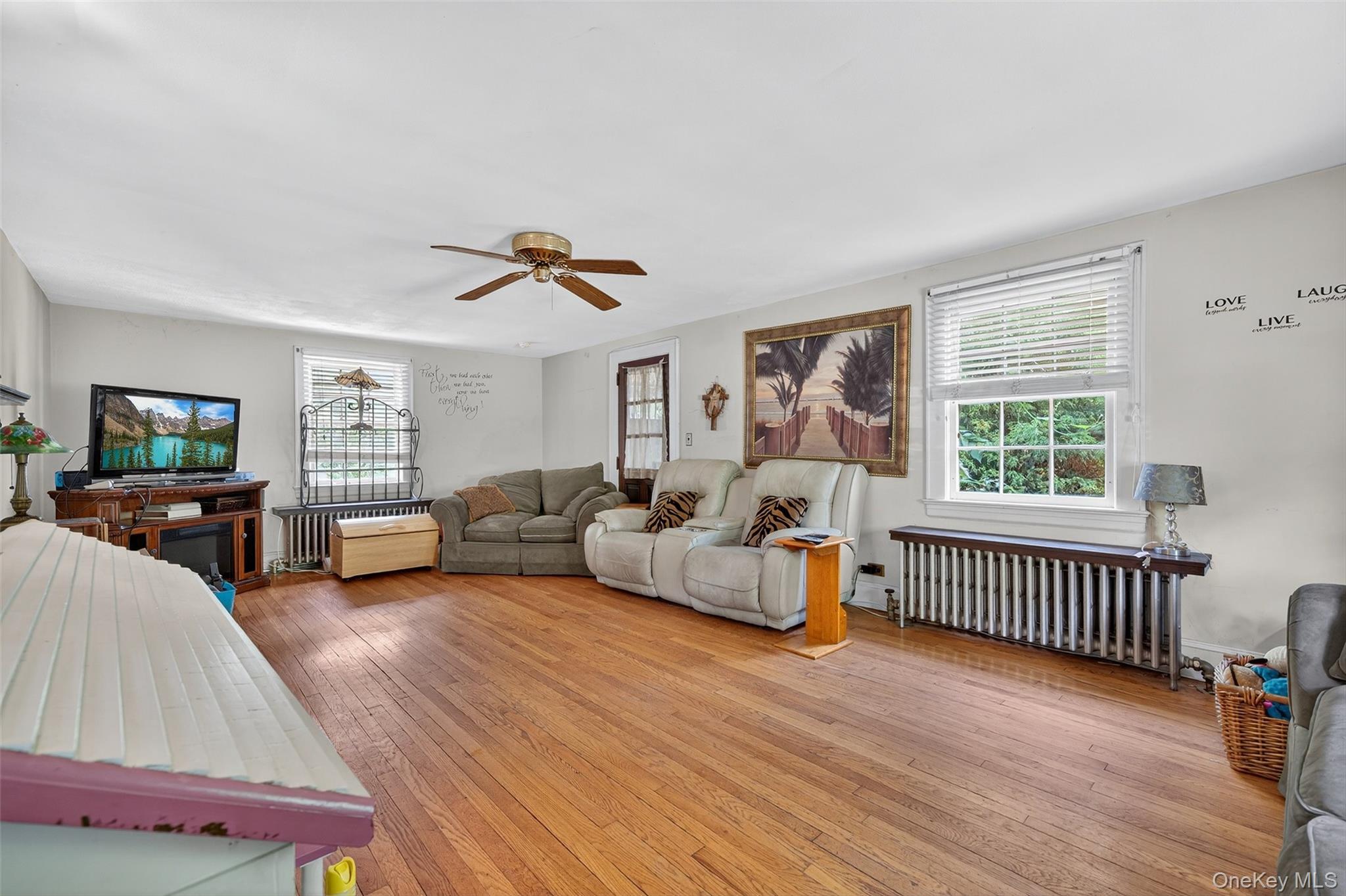 6 Waldron Terrace, Sloatsburg, NY 10974