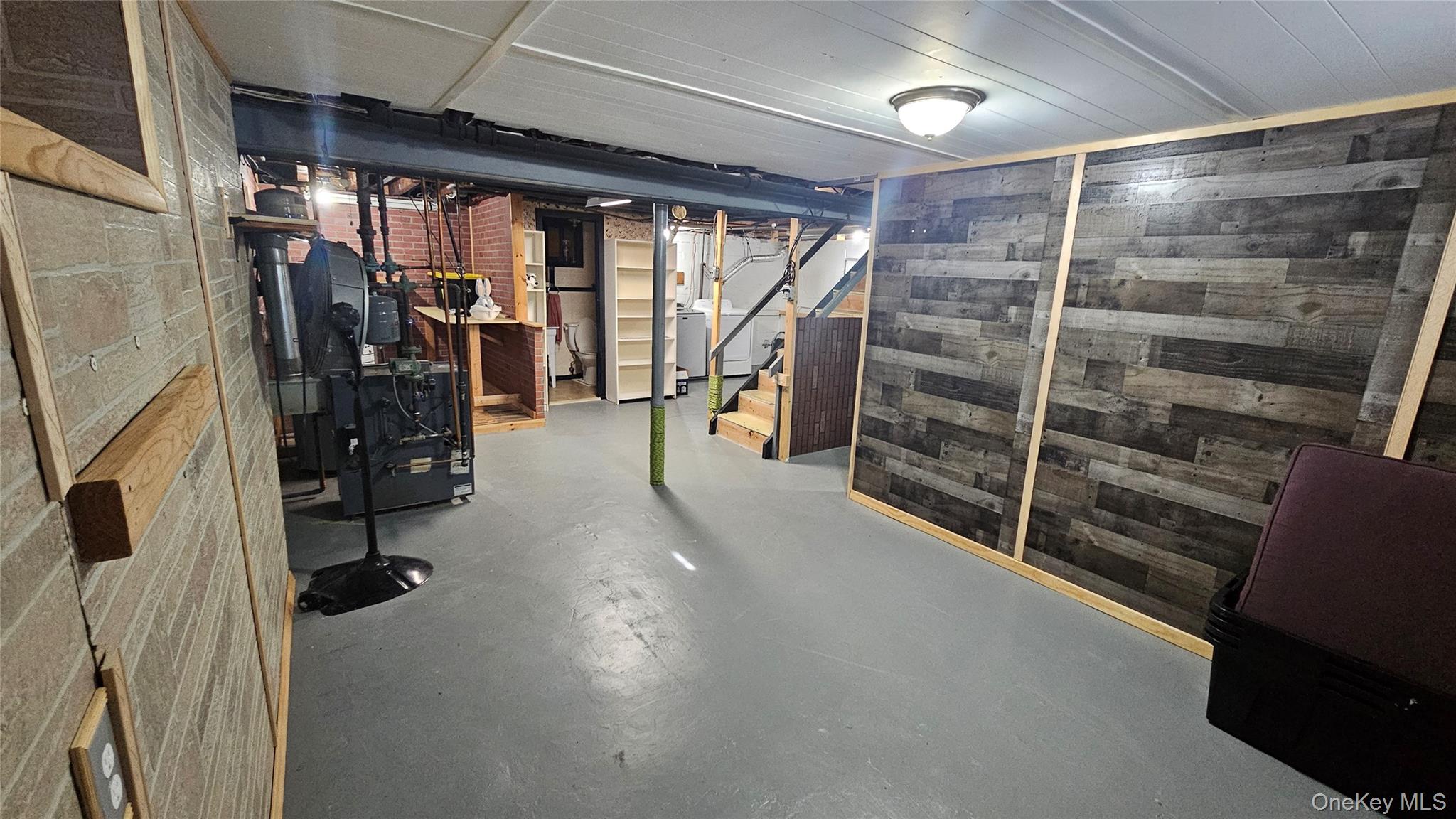 956 Hillside Boulevard, New Hyde Park, NY 11040