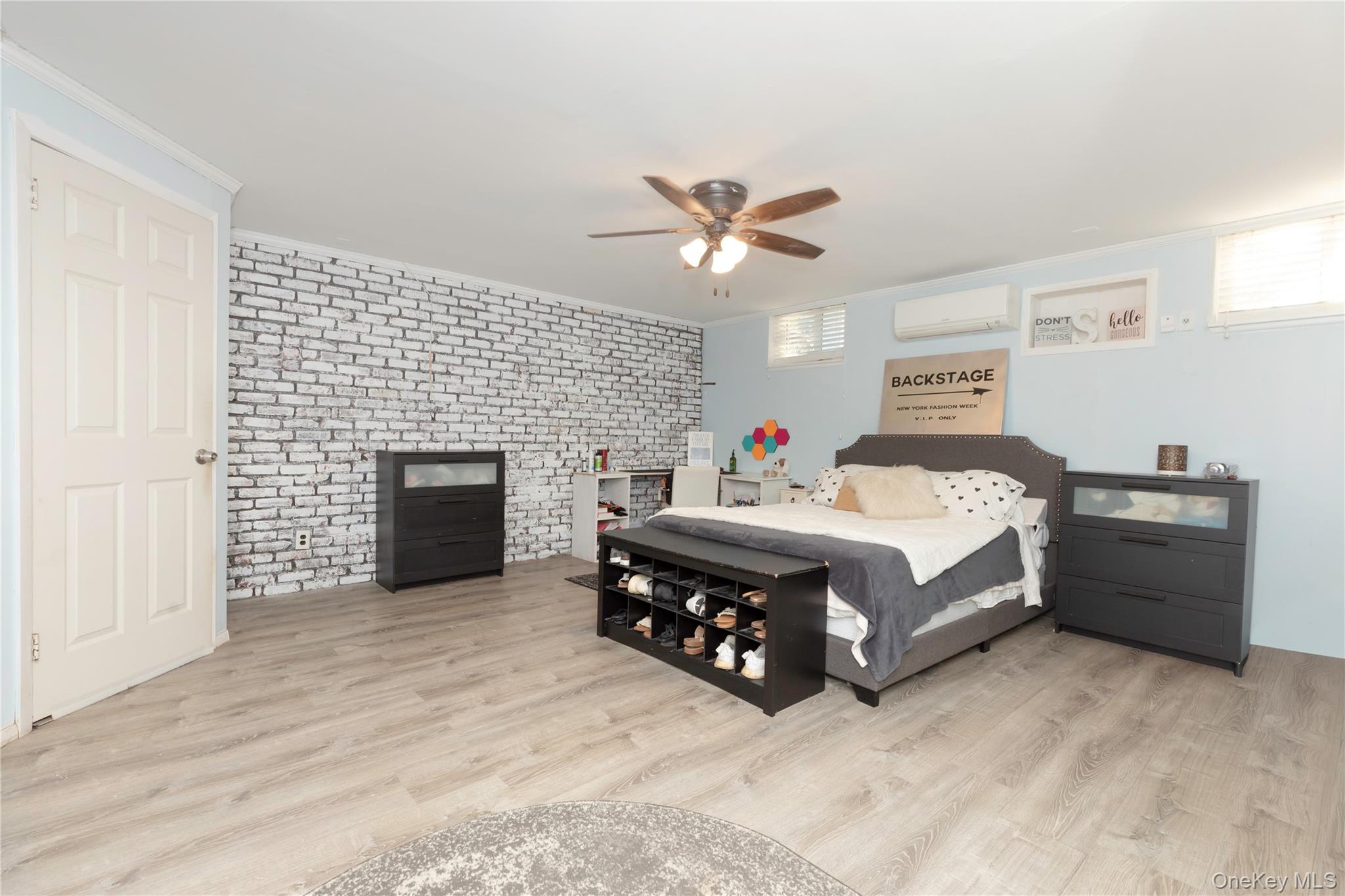 396 King Avenue, Bronx, NY 10464