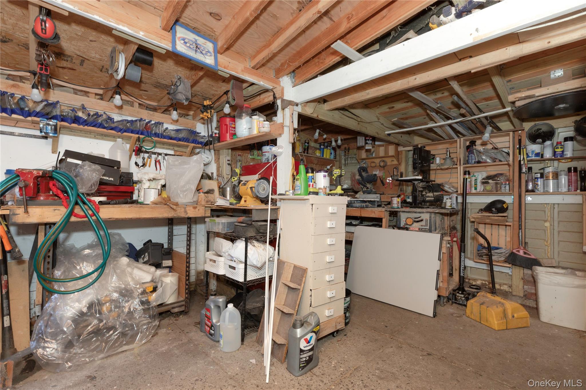 396 King Avenue, Bronx, NY 10464