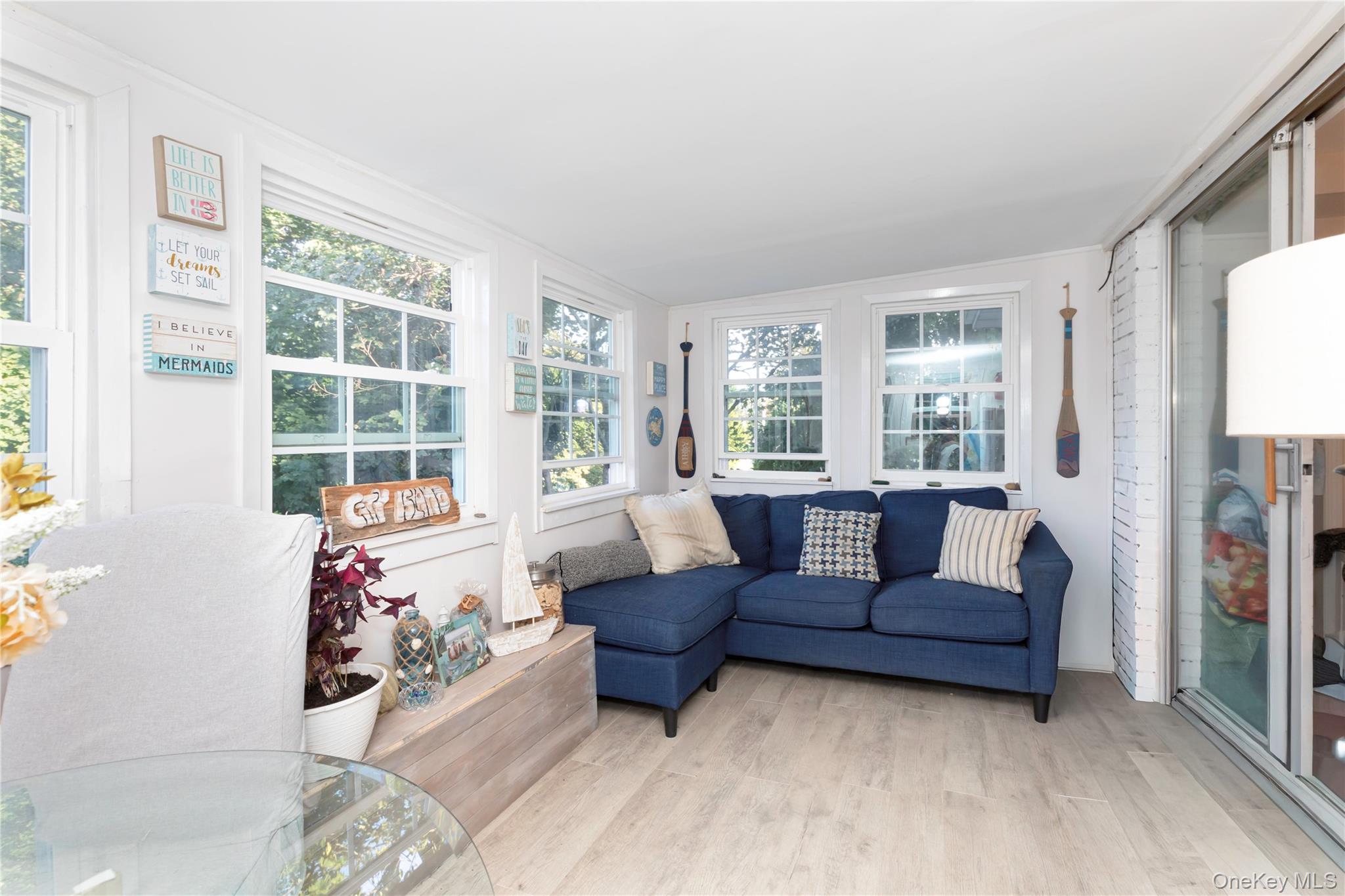 396 King Avenue, Bronx, NY 10464