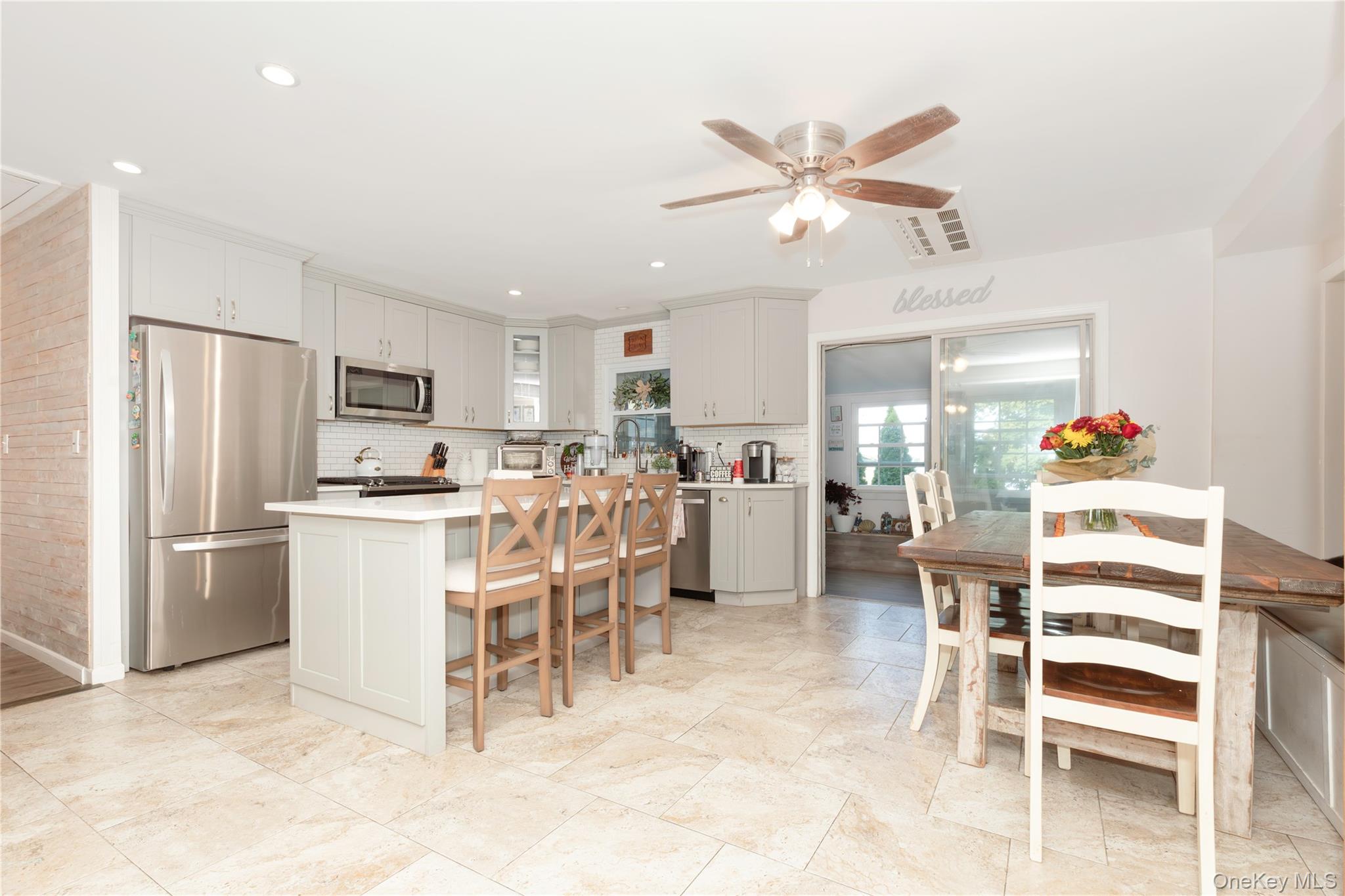 396 King Avenue, Bronx, NY 10464