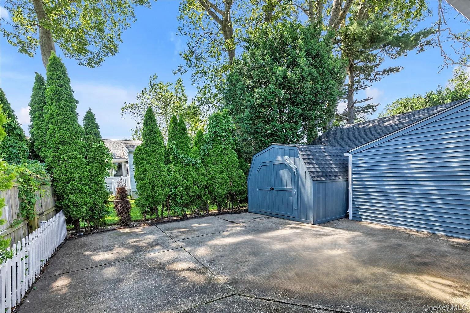 123 Mitchell Street, North Bellmore, NY 11710