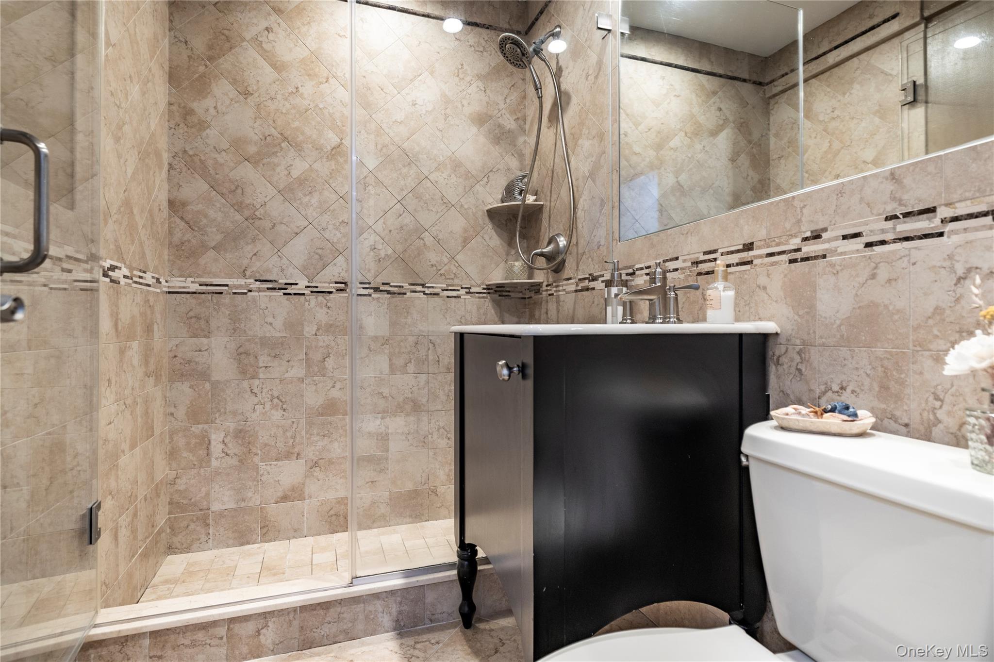 522 Shore Road # 4W, Long Beach, NY 11561