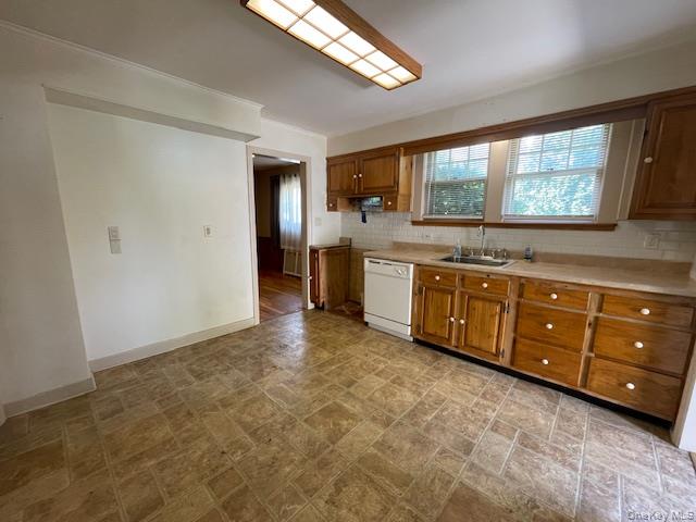 45 Cedar Avenue, Farmingdale, NY 11735