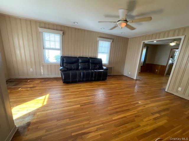 45 Cedar Avenue, Farmingdale, NY 11735