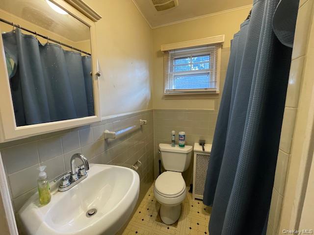 45 Cedar Avenue, Farmingdale, NY 11735