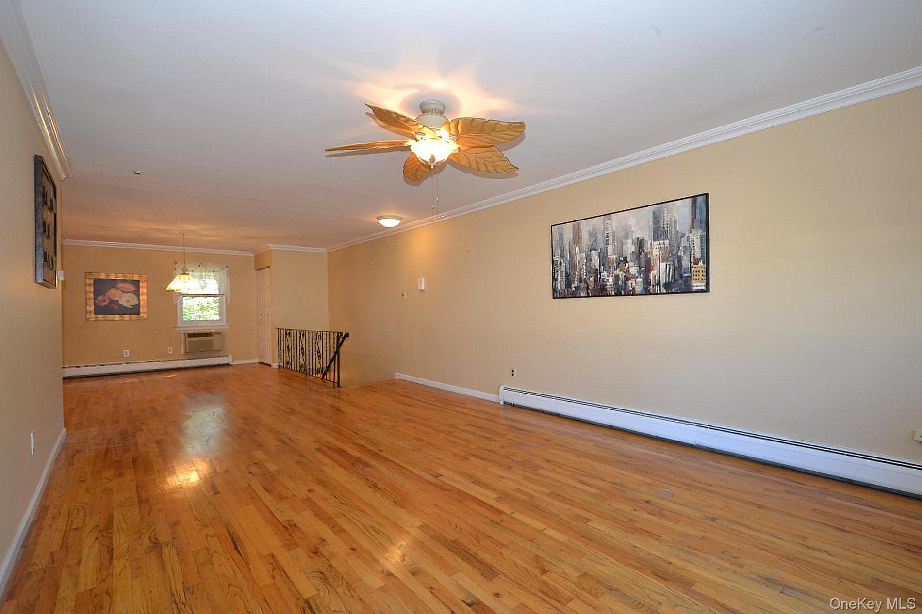 11 Glen Hollow Drive # D15, Holtsville, NY 11742