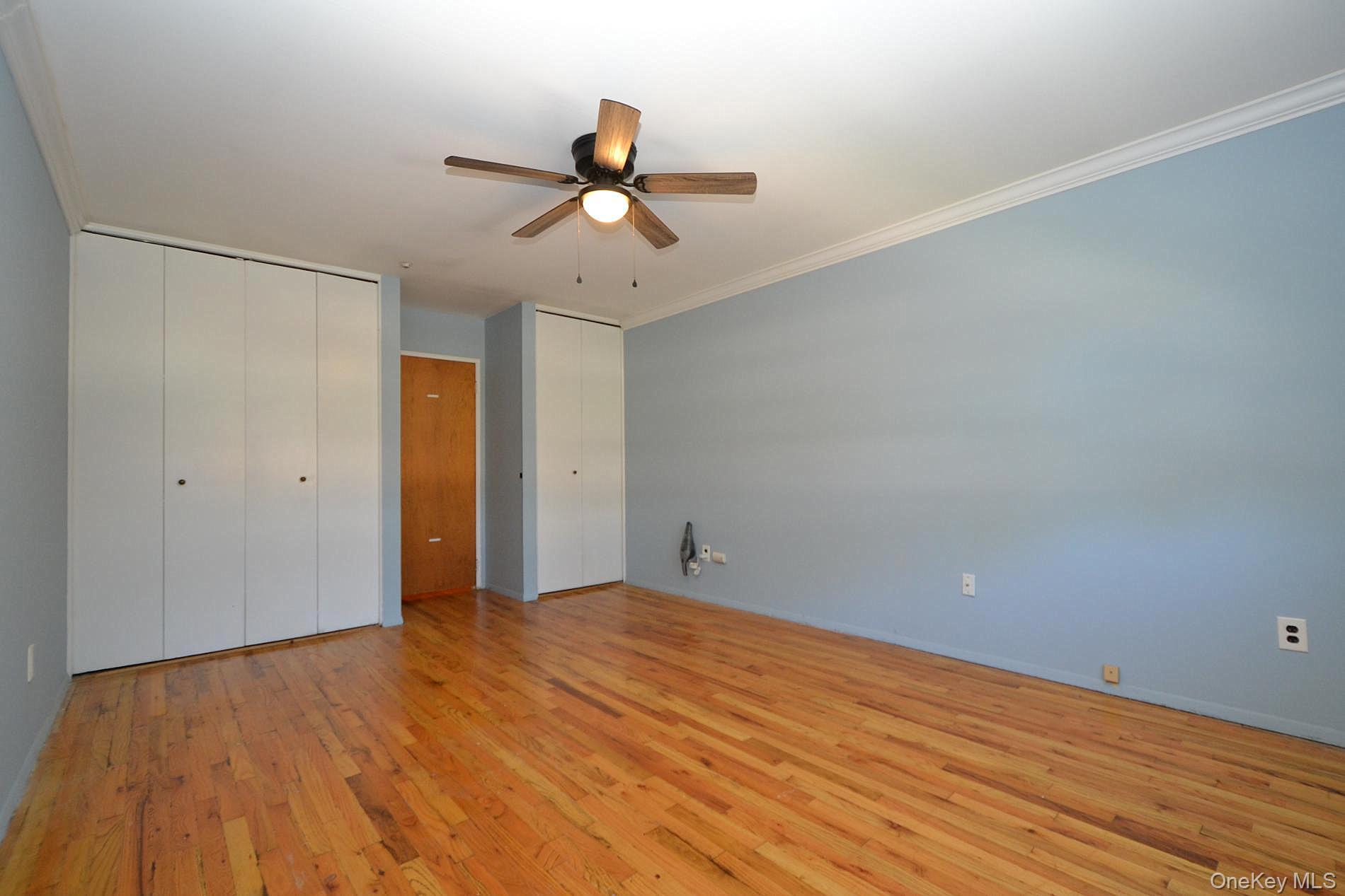 11 Glen Hollow Drive # D15, Holtsville, NY 11742