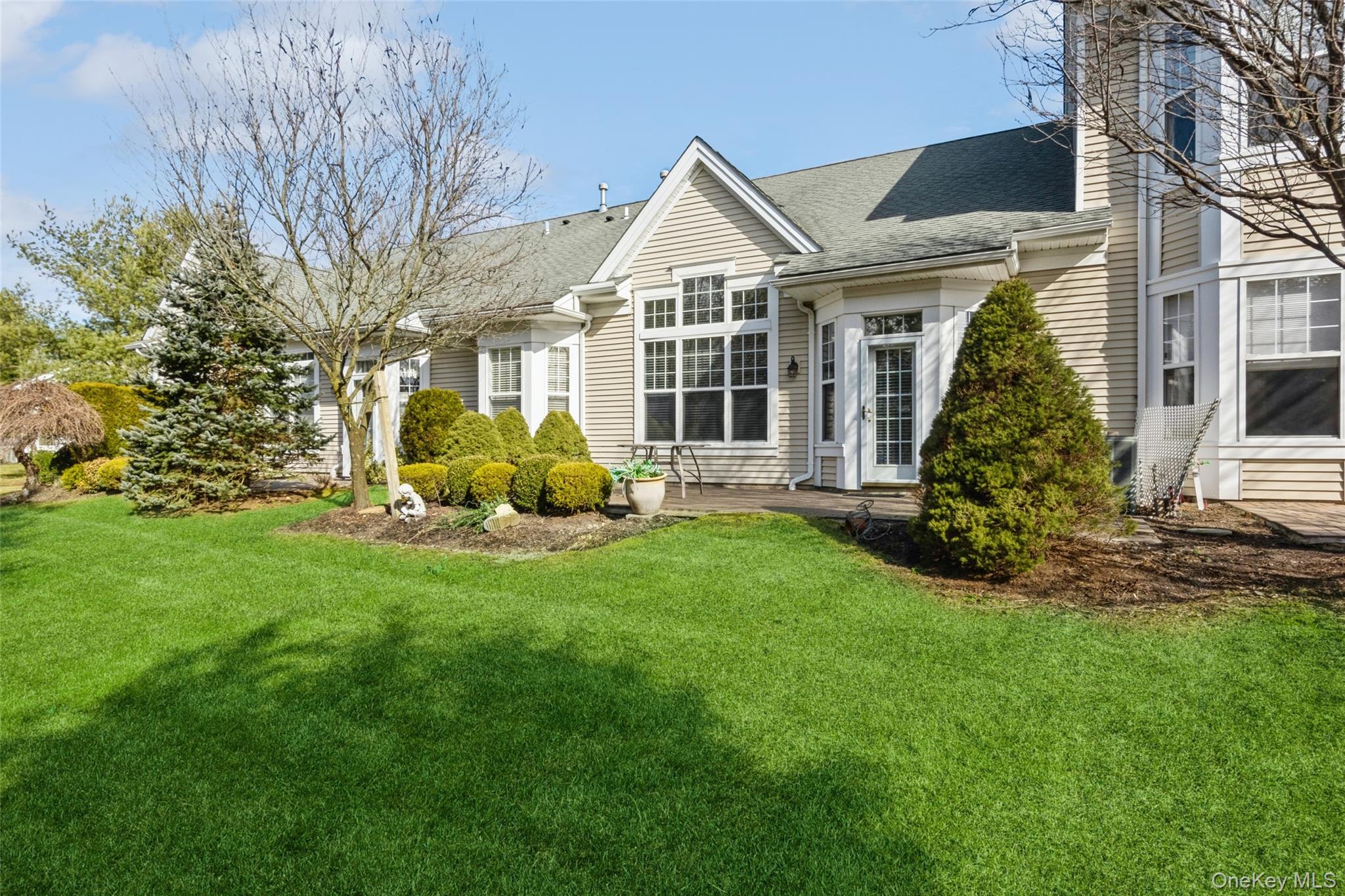 45 Symphony Drive, Lake Grove, NY 11755