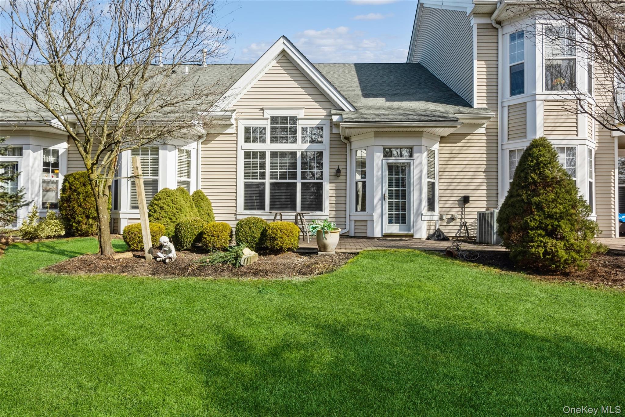 45 Symphony Drive, Lake Grove, NY 11755