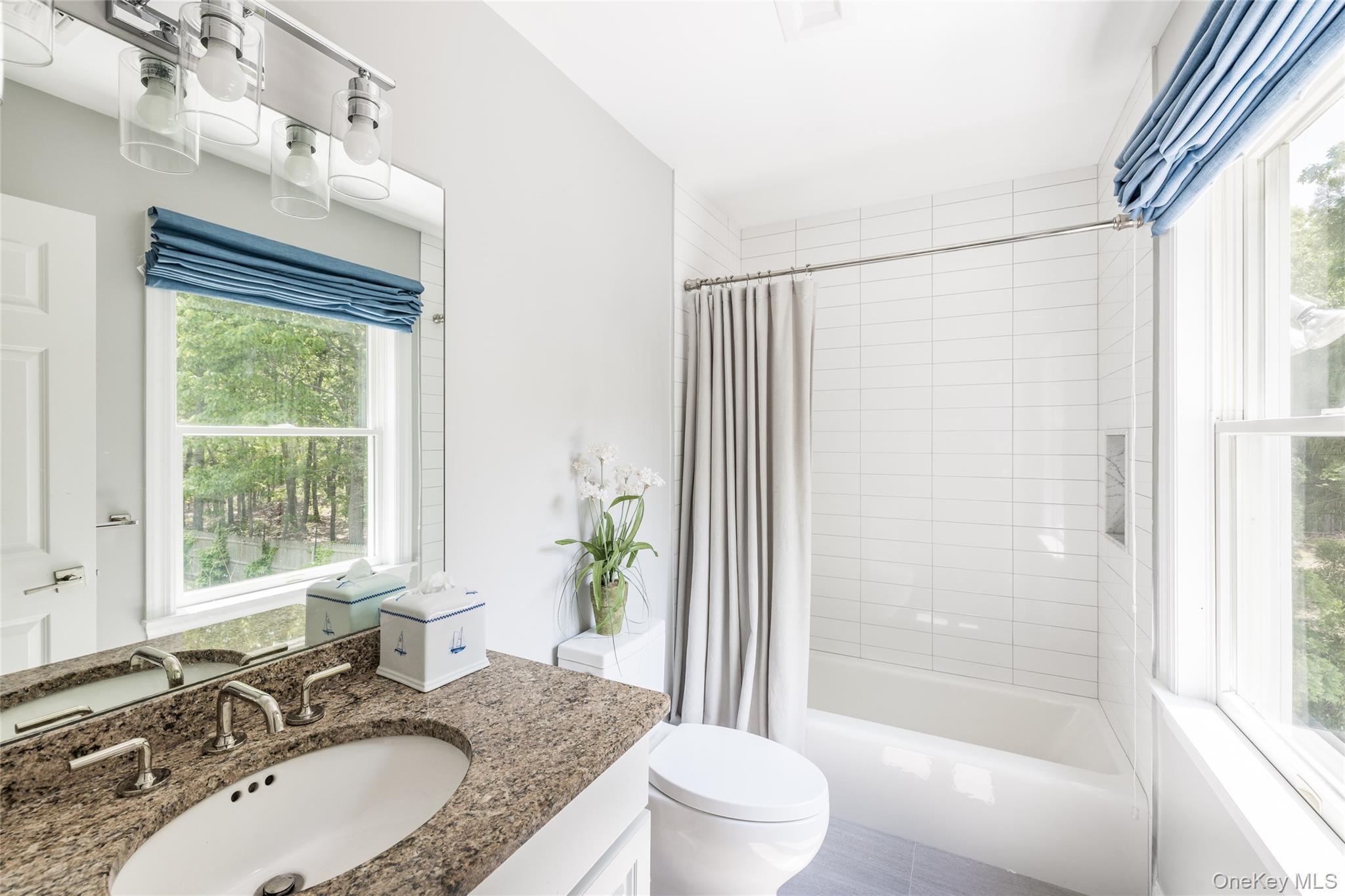 29 Oyster Pond Lane, East Hampton, NY 11937