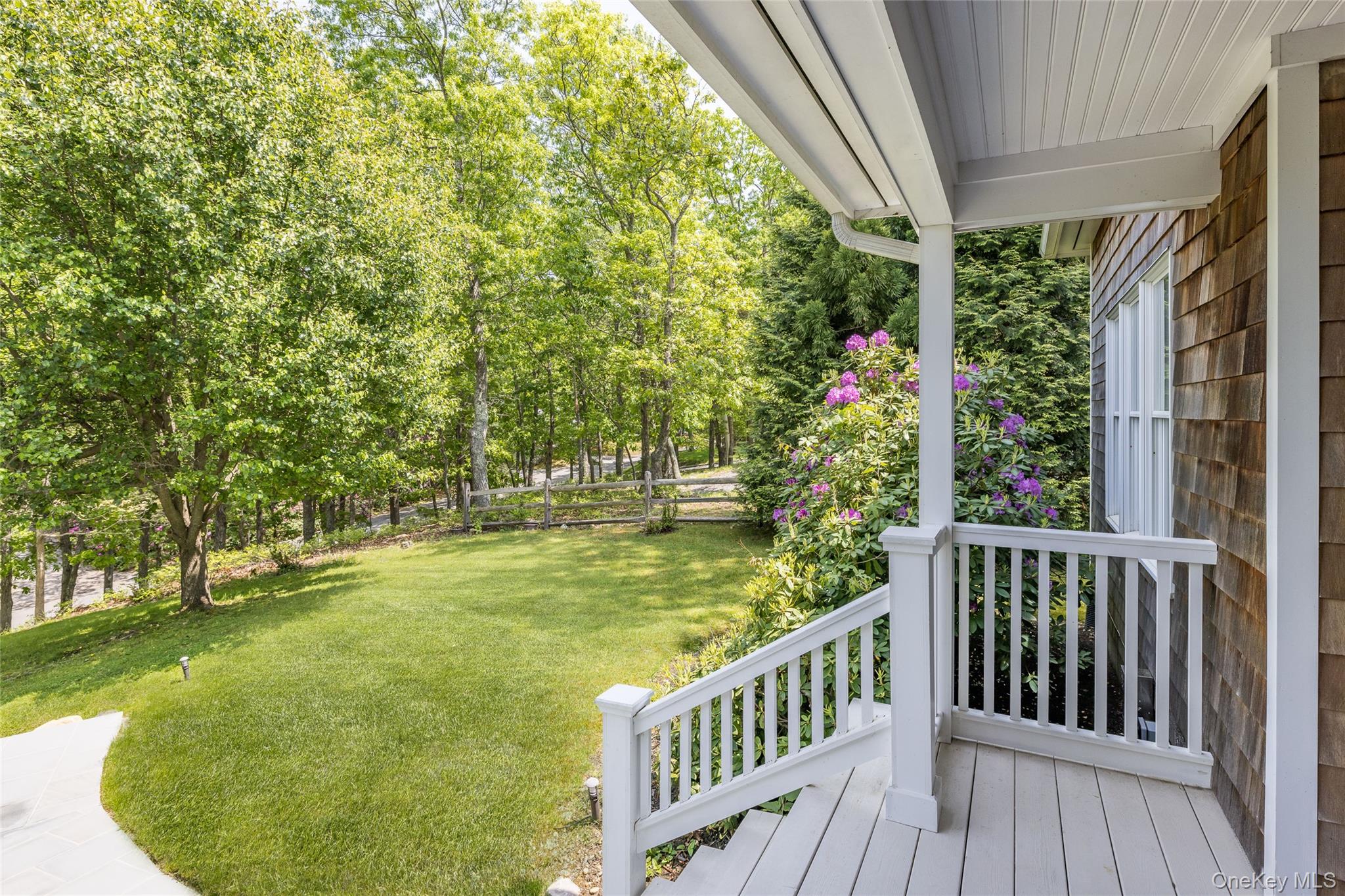 29 Oyster Pond Lane, East Hampton, NY 11937